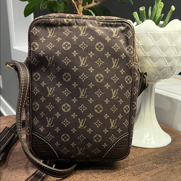Louis Vuitton Monogram Brown Denim Crossbody Bag - Picture 3 of 14